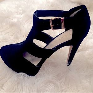 Aldo black suede heels